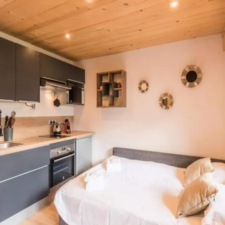 Apartment For 4 People Megeve