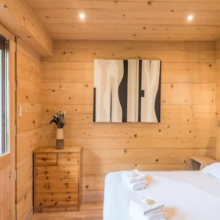 For 4 People * Megeve